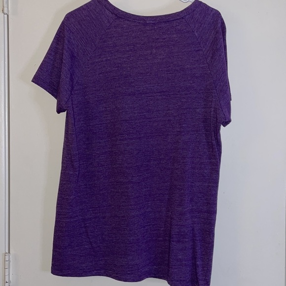 𝅺Adidas Los Angeles Lakers Basketball Woman’s Tee • Used • 2X​ - Picture 4 of 4